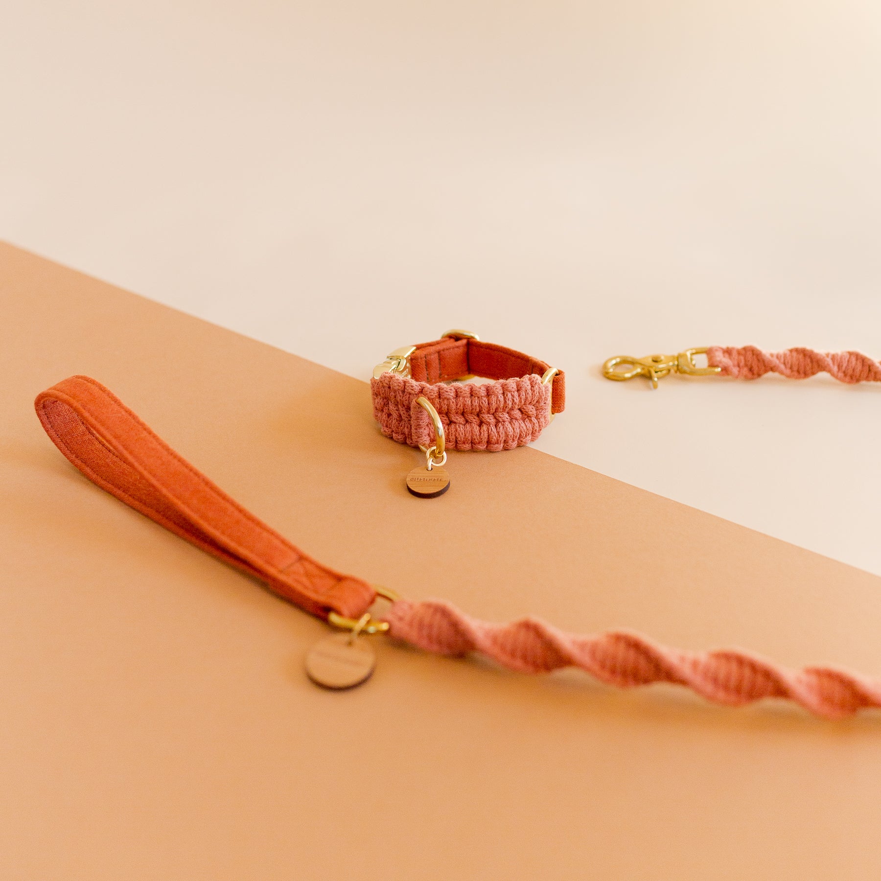 Matching macrame dog collar and macrame dog leash in recycled cotton and linen in a terracotta colour