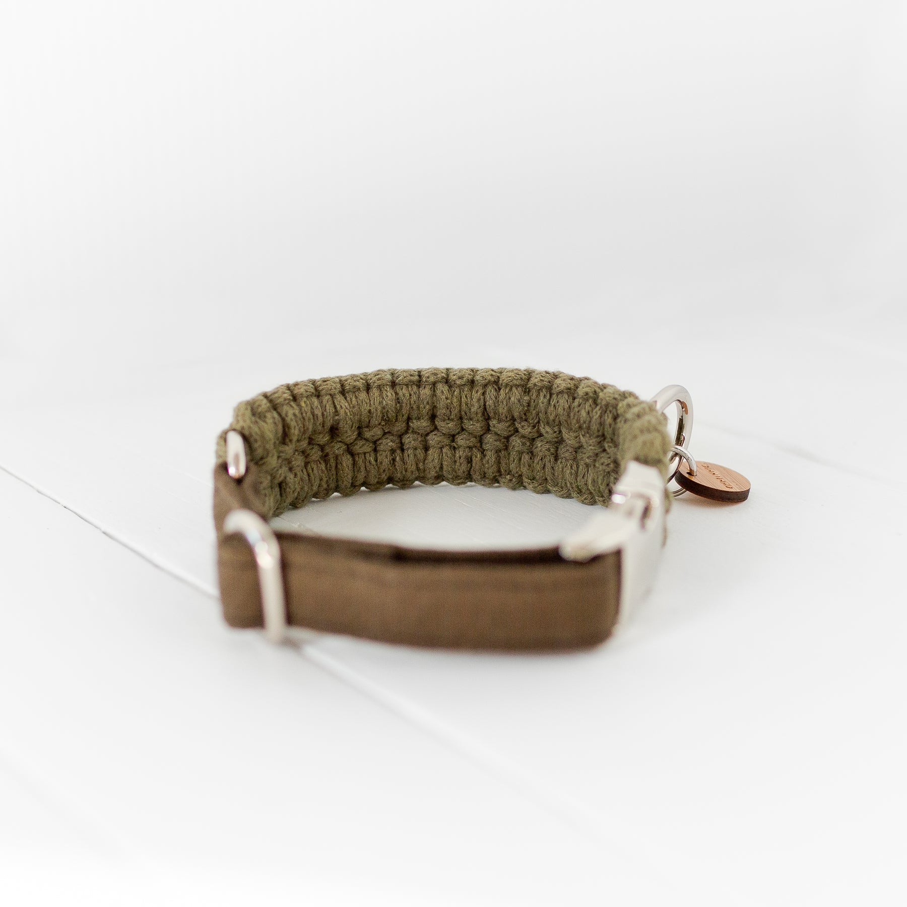 macrame dog collar in green recycled cotton with silver hardware